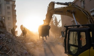 CANLI BLOG: Can Kaybı Artarken Yeni Güne Mucize Kurtuluş Umutlarıyla Başlanıyor