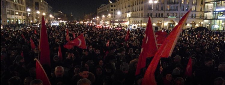 Berlinliler Depremden Sonra Ne Dedi?