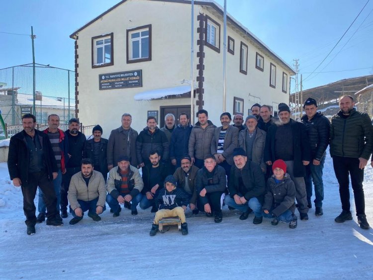 Akdağ'lı  Köylülerden  Örnek Yardım