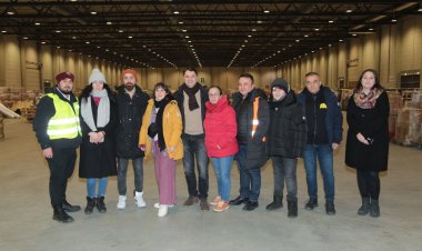 Şehit Aileler Derneği Berlin Depremzedelerin Yanında