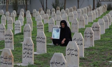 Halepçe’ye Üç Dilde Ağıt