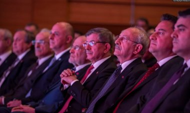 Altılı Masa’nın Liderleri İzmir’de Buluştu