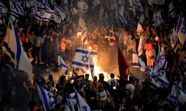 İsrail’de Şiddetli Yargı Reformu Protestoları: Netanyahu Reform Paketini Geri Çekecek mi?