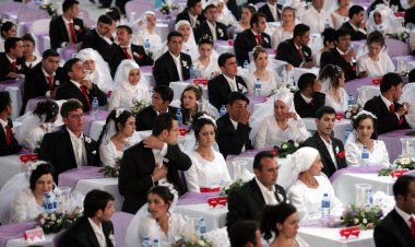 AYM’den Kadınlar için Soyadı Kararı