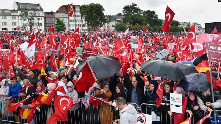 Almanya’da Seçmen Sayısı 1,5 Milyon