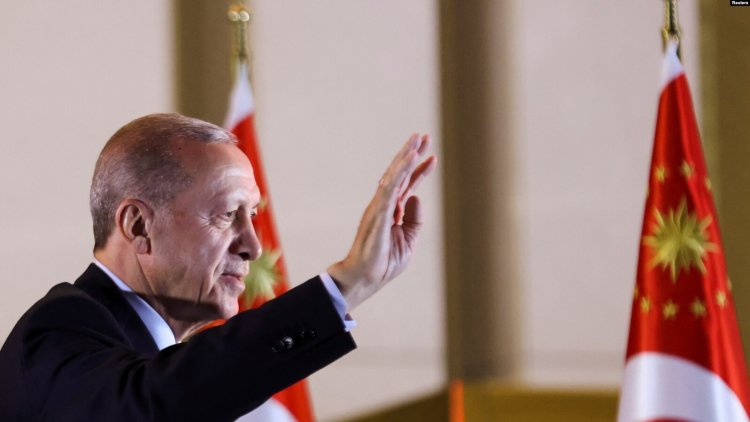 Erdoğan’dan balkon konuşması: “Çekişmeleri kenara bırakarak milli hedeflerimiz etrafında birleşme vakti"