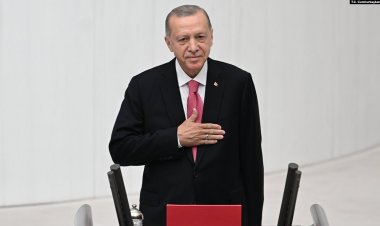Cumhurbaşkanı Erdoğan TBMM'de Yemin Etti