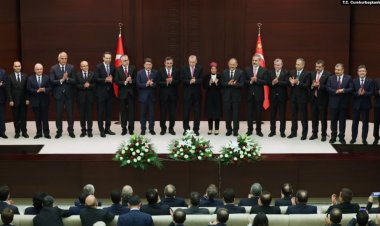 Ekonomide Şimşek dış politikada Fidan dönemi