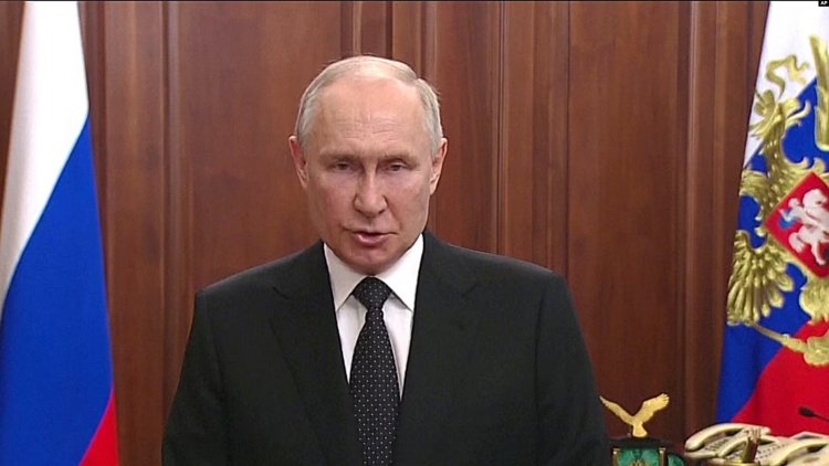 Putin: "Sırtımızdan bıçaklandık"