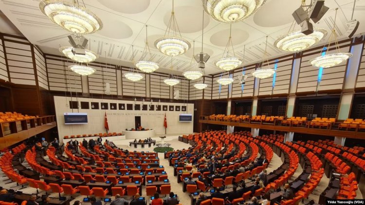 Türkiye Cumhuriyeti'nin 2023 bütçesi yetersiz kaldı, ilave geldi