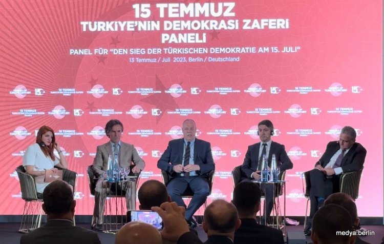 "15 Temmuz: Türkiye'nin Demokrasi Zaferi"