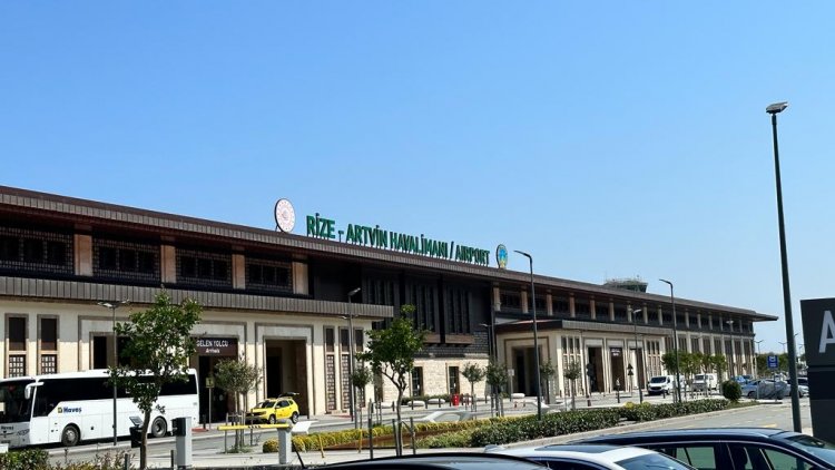 "Rize Artvin Havalimanı: Çay Müzesiyle Yolcuları Ağırlıyor"