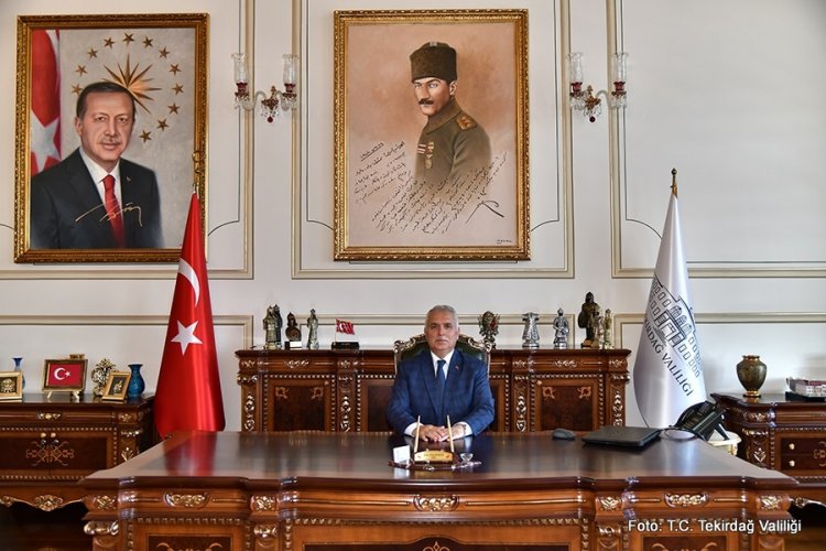 Trabzon Valiliği'ne Aziz Yıldırım İsmiyle Atama: İlginç Benzerlik Gündemi Meşgul Ediyor