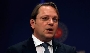 AB’nin Genişlemeden Sorumlu Komiseri Türkiye’ye gidiyor