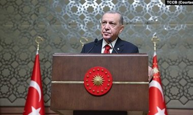 Kabineden gençlere cep telefonu, bilgisayar ve internet desteği sözü