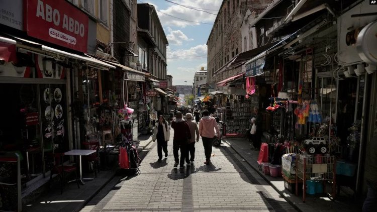 İstanbul Valiliği’nin ikameti başka şehirde olan Suriyeli sığınmacılara verdiği süre yarın doluyor