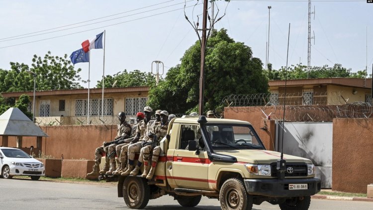 Fransa, Mali ve Burkina Faso'nun ardından şimdi de Nijer’den neden çekiliyor?