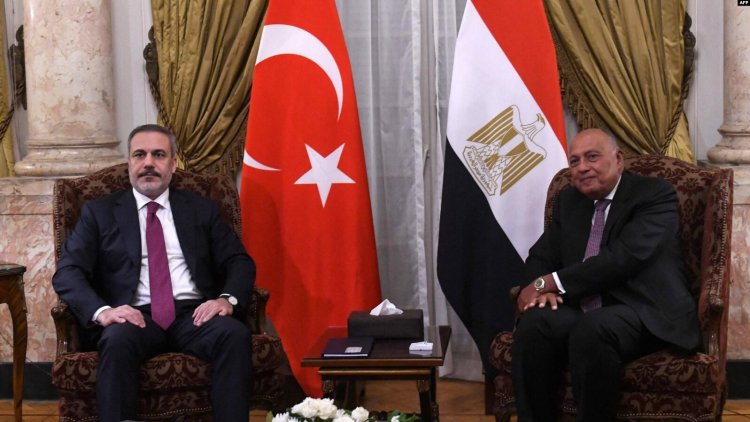Mısır'ı ziyaret eden Hakan Fidan: "Çatışmanın coğrafi olarak yayılması engellenmeli"