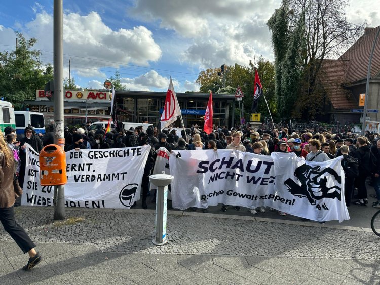 Polis Yasağına Rağmen Berlin'de Filistin Mitingi Yapıldı.