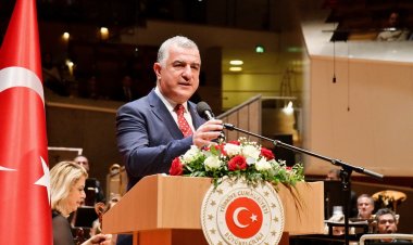 Berlin Büyükelçisi Ahmet Başar Şen'e Sorular.