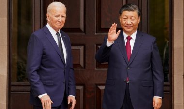 Biden ve Xi bir yıldan uzun süre sonra ilk kez biraraya geldi