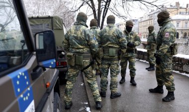 NATO, Şiddetin Ortasında Batı Balkanlara Daha Fazla Birlik Göndermeyi Düşünüyor