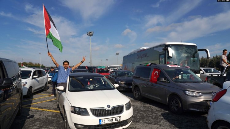 ‘Filistin için Özgürlük Konvoyu’ İncirlik Üssü’ne doğru yola çıktı