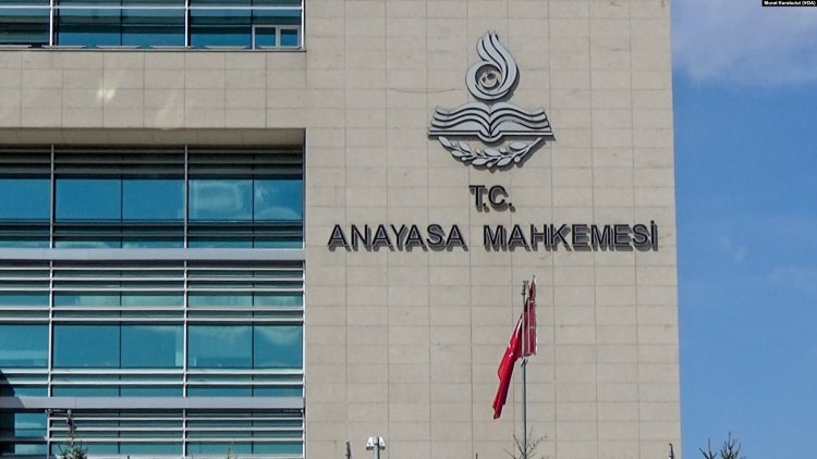 Basın örgütlerinden Anayasa Mahkemesi'ne çağrı: "Dezenformasyon yasasını iptal edin”