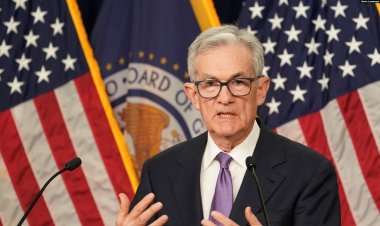 ABD Merkez Bankası faiz oranını sabit tuttu, 2024'te üç kez faiz indirimi yapılabileceği sinyali verdi