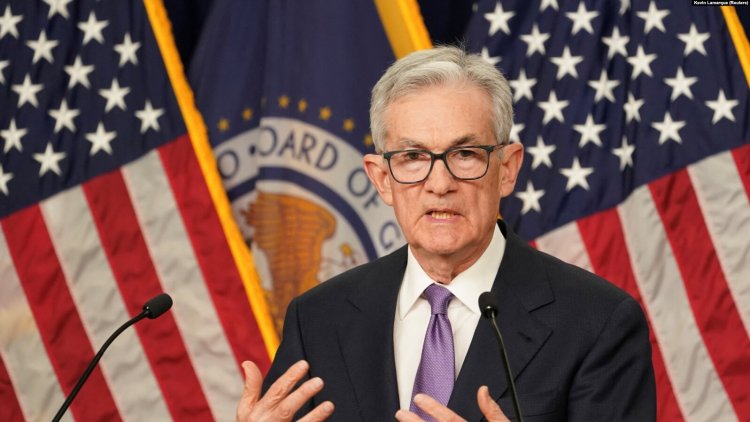 ABD Merkez Bankası faiz oranını sabit tuttu, 2024'te üç kez faiz indirimi yapılabileceği sinyali verdi