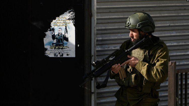 ABD Gazze’de sivillerin korunması için bastırırken, İsrail operasyonun aylarca süreceğini söylüyor