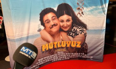 'Mutluyuz' Filminin Berlin Galası Büyük Beğeni Topladı!"