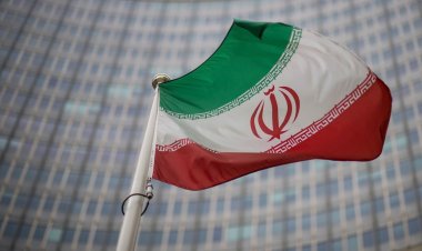 İran Devrim Muhafızları Komutanı: "Amerika'dan gelecek tehditlere karşılık veririz"