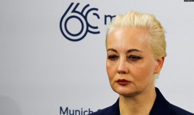 Aleksey Navalni'nin eşi Yulia Rus halkını özgürlük için Putin'le savaşmaya çağırdı