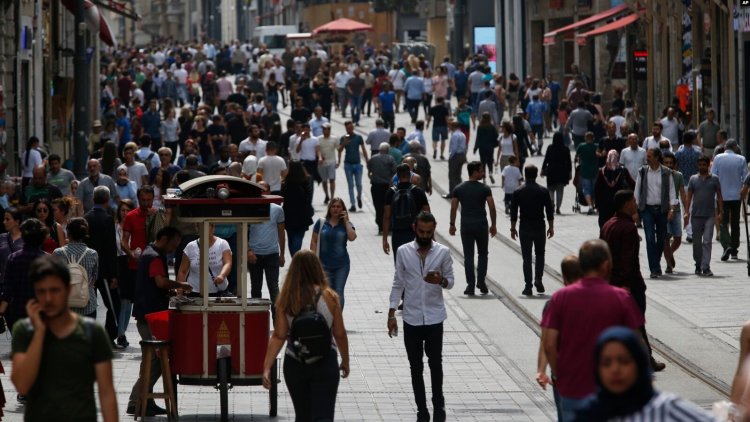 Türkiye nüfusu 85 milyon 372 bin 377 kişi oldu