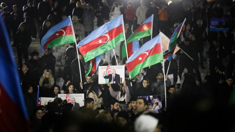 Azerbaycan’da Aliyev 5. kez Cumhurbaşkanı seçildi: Karabağ’da da sandığa gidildi