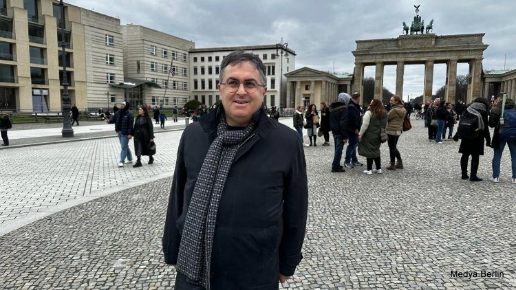 Prof. Dr. Ersan Şen Konferansı Berlin'de Gerçekleşti