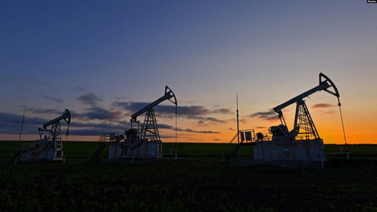 Rusya 1 Mart'tan itibaren altı ay süreyle benzin ihracatını yasaklıyor