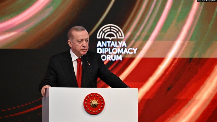 Erdoğan, Gazze’de soykırım yapıldığını söylerken Macaristan Başbakanı Orban Erdoğan’ı Avrupa’nın kurtarıcısı ilan etti