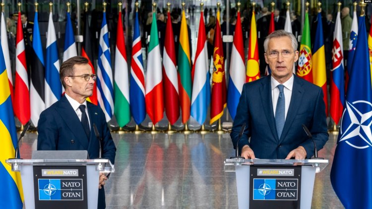 NATO’da İsveç için katılım töreni: İsveç bayrağı Türk bayrağının yanında