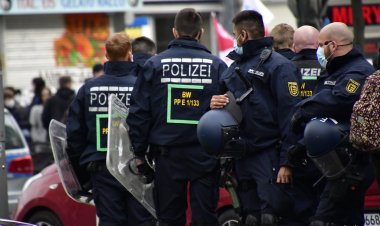 Almanya'da Avrupa Parlamentosu seçimleri öncesinde siyasilere peş peşe saldırılar