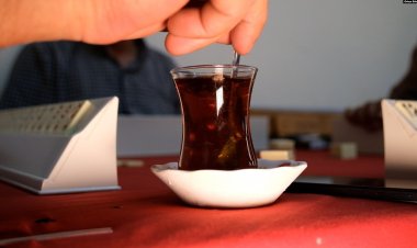 Uluslararası Çay Günü’nde çay severler yüksek fiyatlardan şikayetçi