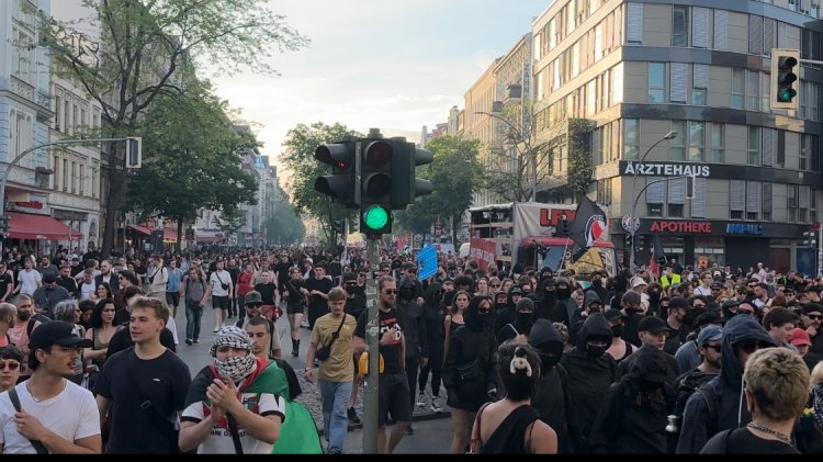 1 Mayıs'da  Binlerce Polis Görev Yaptı.
