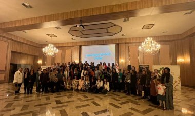 Sesimizi Duyan Varmı?