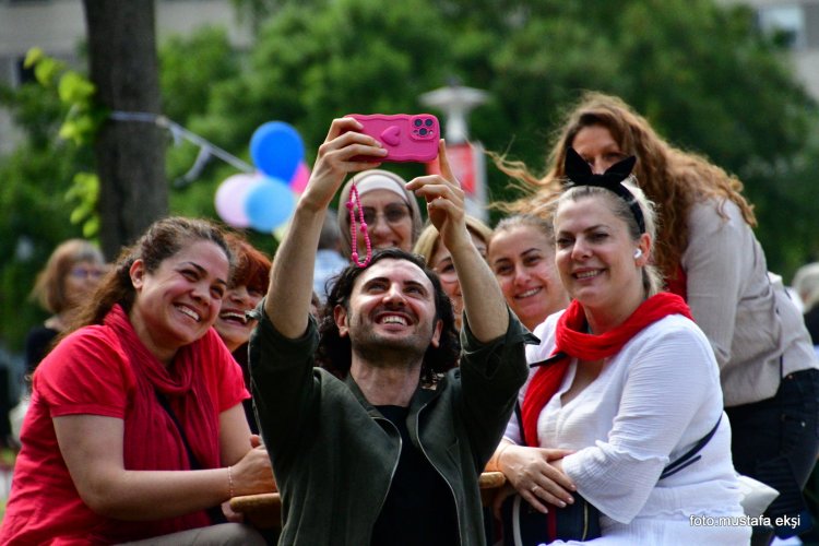 Hakan Demir’in Yıllık Büro Festivali Coşkuyla Kutlandı