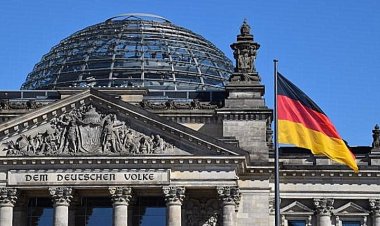 Anayasayı Koruma Teşkilatı Raporunu  2023 Açıklandı: Alman Güvenlik Yetkilileri İç ve Dış Tehditlere Karşı Mücadele Ediyor