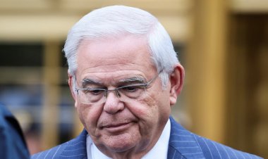 Senatör Menendez yolsuzluk davasında jüri tarafından suçlu bulundu