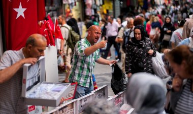 Türkiye'de yıllık enflasyon TÜİK’e göre yüzde 61,78, ENAG’a göre yüzde 100,88