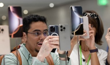 Apple yapay zeka destekli yeni iPhone modelini tanıttı