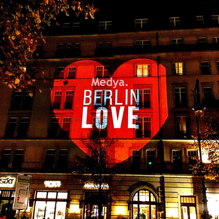 2024 Berlin Işık Festivali Başladı